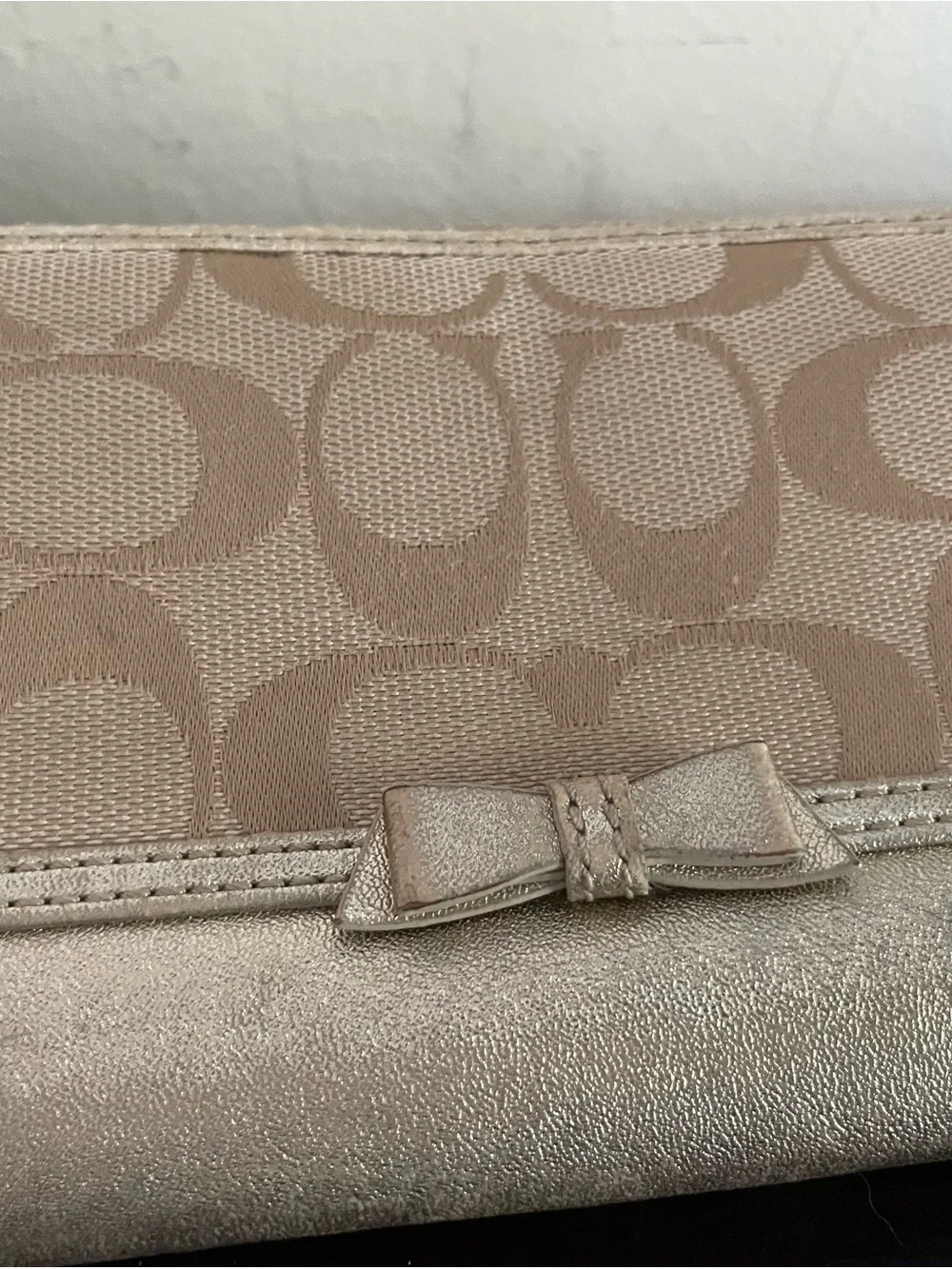 Coach Metallic Trim Signature Canvas Bow Wristlet in Beige
